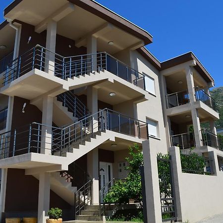 Apartments Md Lux 2 Sutomore Kültér fotó